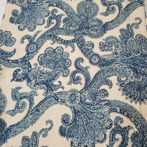 Waverly "Hidden Treasure" Blue and White Paisley Fabric 52x34 1.5Y Linen Cotton - Picture 6 of 7
